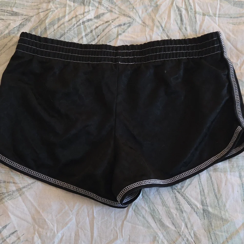 Women's Athletic Shorts - Picture 5 of 11